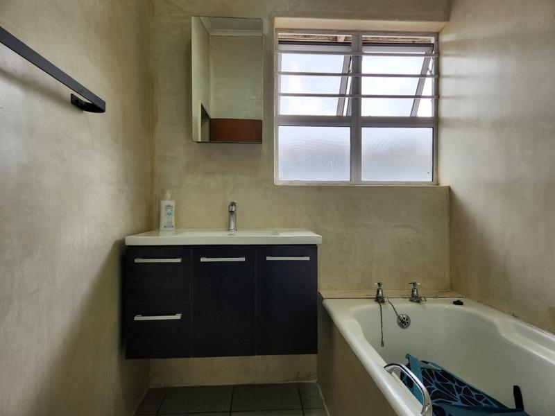 4 Bedroom Property for Sale in Bergzicht Western Cape